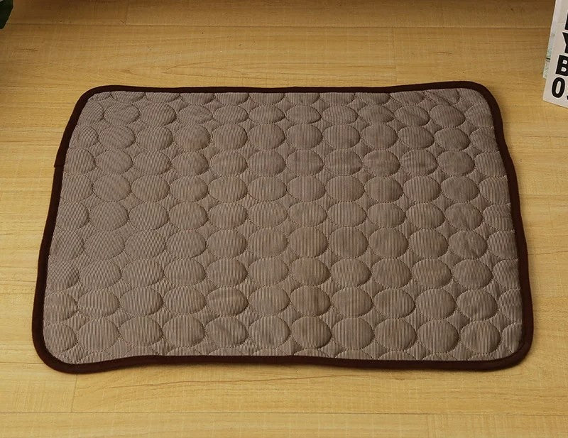 Washable Cooling Mat: Ideal Comfort for Your Pet on Hot Days